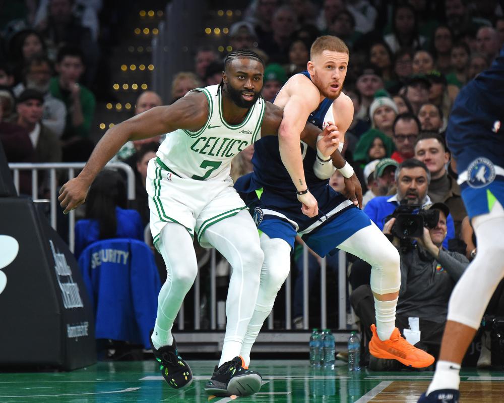 他的小腿后 他的小腿后