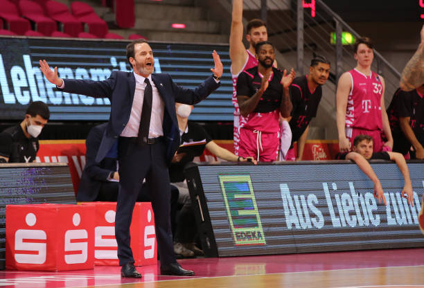 利物浦砸3 利物浦砸3