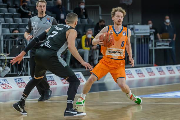 地自省和回 地自省和回